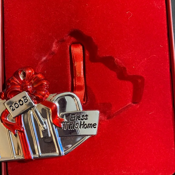 Lenox Bless This Home 2008 Ornament - Picture 5 of 5